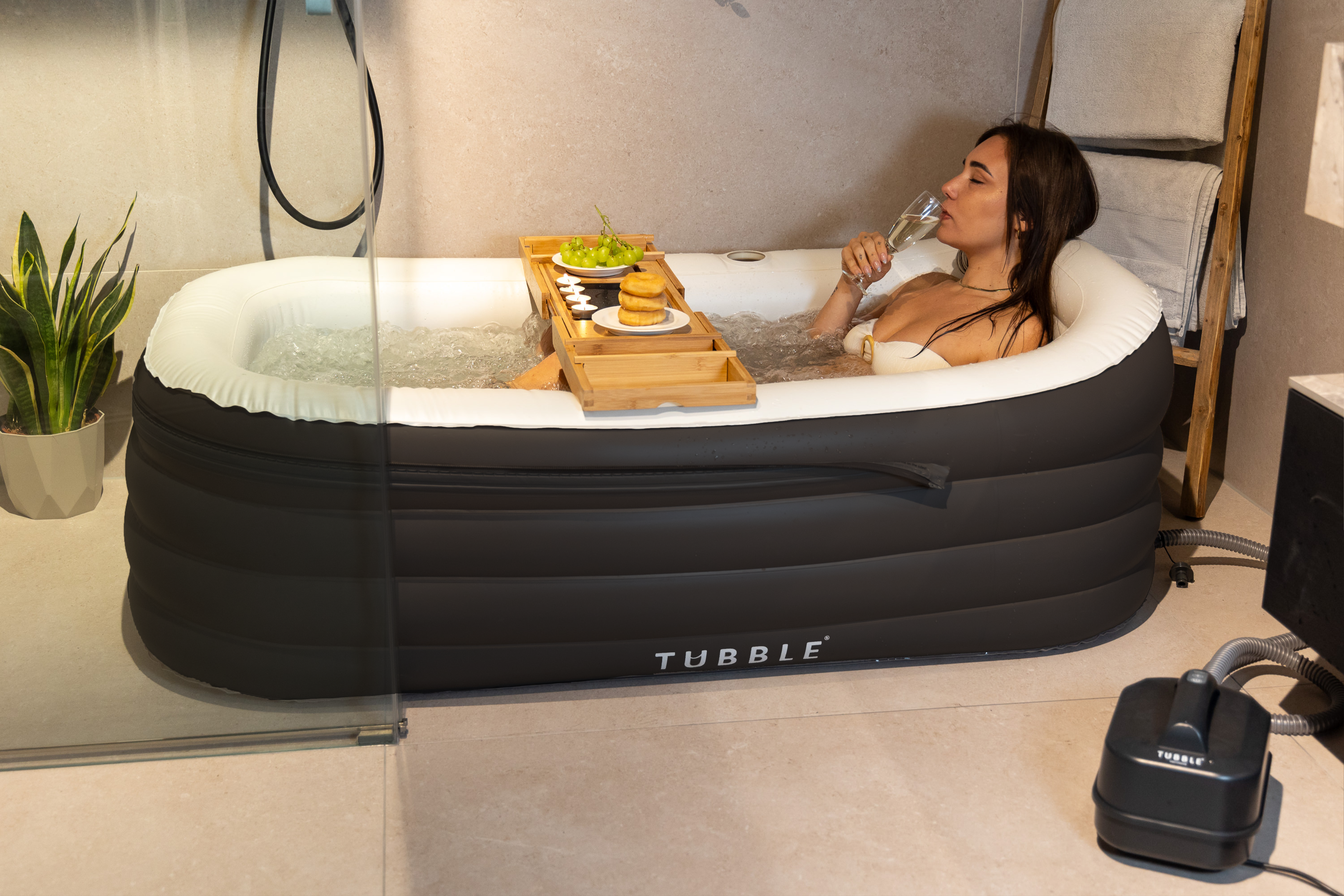 Tubble Cuzi - Onyx Black